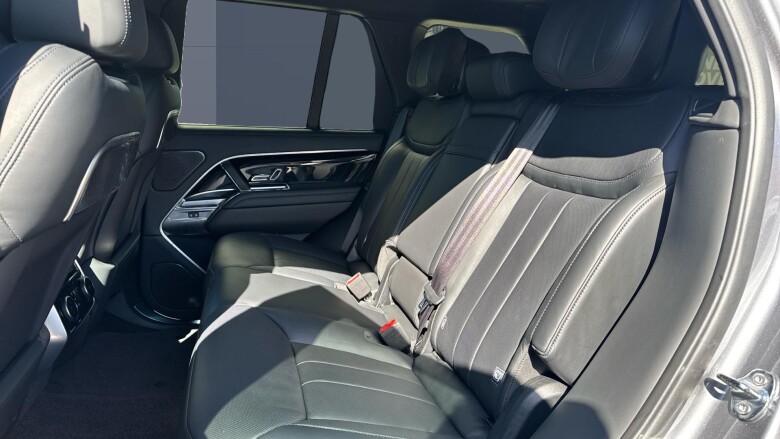 Land Rover Range Rover 3.0 D300 Autobiography 4dr Auto Diesel Estate